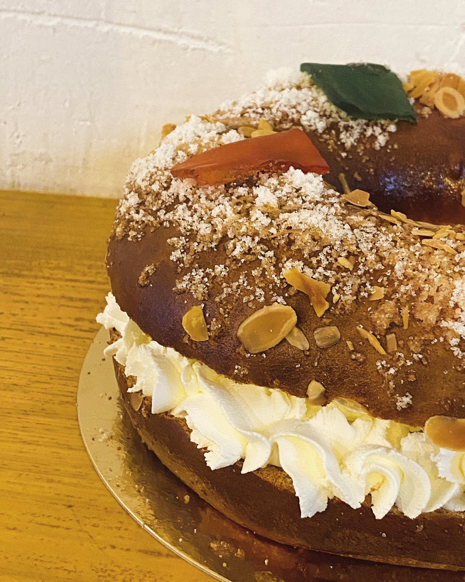 Último aviso para los más rezagados… aún estás a tiempo de reservar tu roscón. Grande, pequeño, con nata, sin ella… no te quedes sin él!