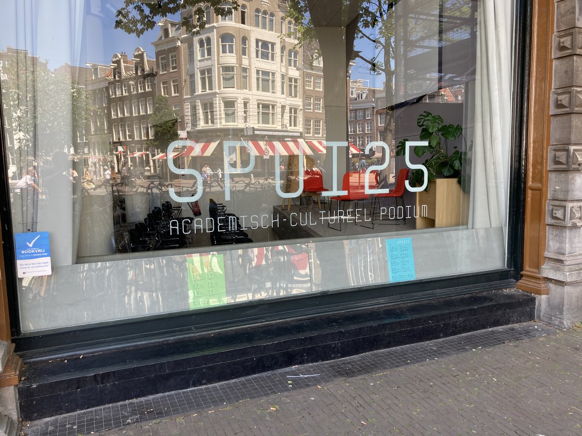 Op woensdagmiddag 17 januari aanstaande vindt in @SPUI25 te Amsterdam het symposium 'Nederland en de herinnering aan de Jodenvervolging' plaats, met Abram de Swaan, Krijn Thijs, Kathryn Brackney en Anne van Mourik: mdnl.nl/?p=15494