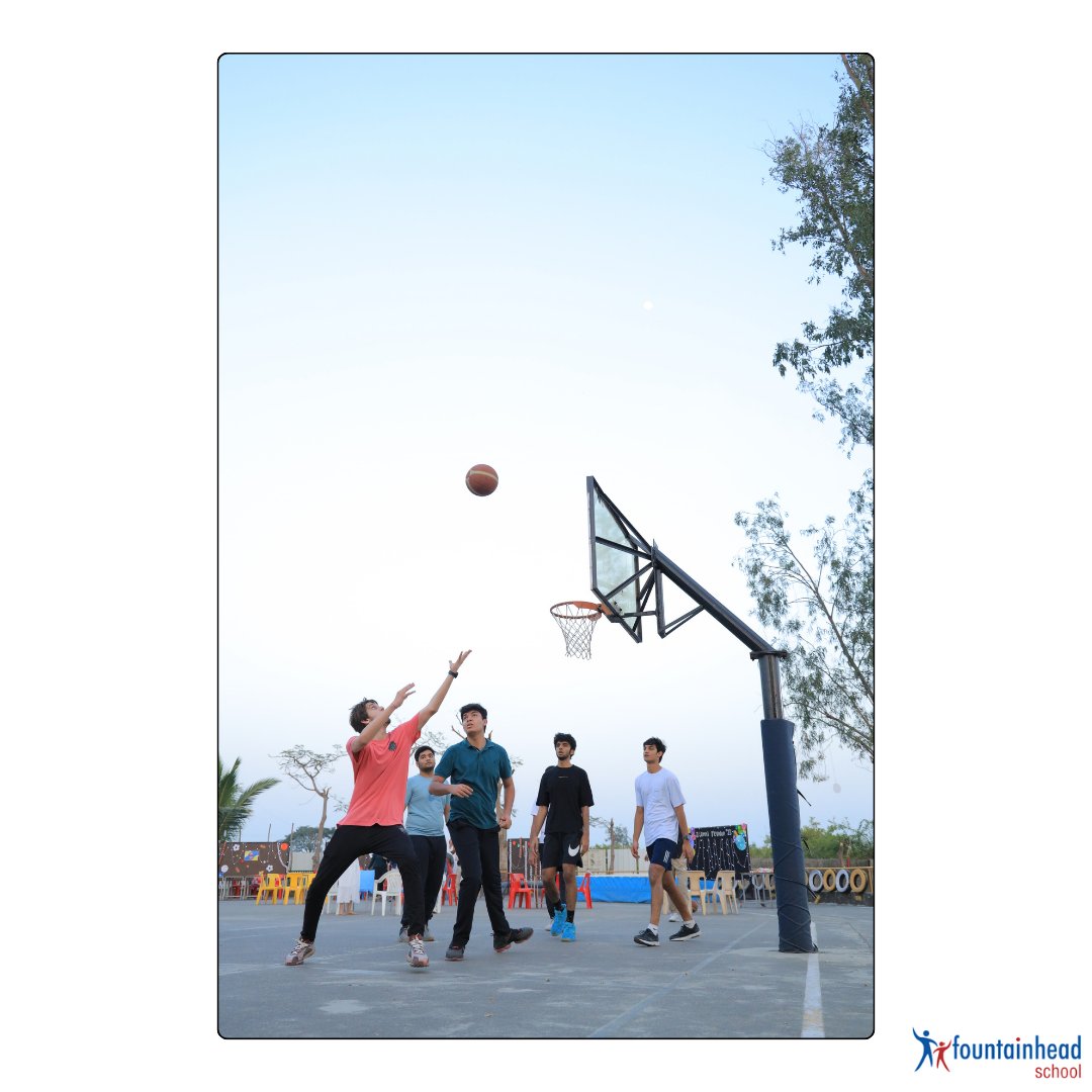 FSSurat's tweet photo. Throwback to the good times at Fountainhead School! A sports-themed Alumni Reunion held at school saw us welcome our former students to exciting matches, an exploration of the school campus and lots of laughter.

#fsway #fshappenings #alumni #reunion @iborganization https://t.co/LNJ9VvdGzH