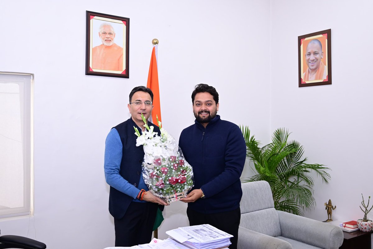 Manil Bajpai मनिल बाजपेई tweet media