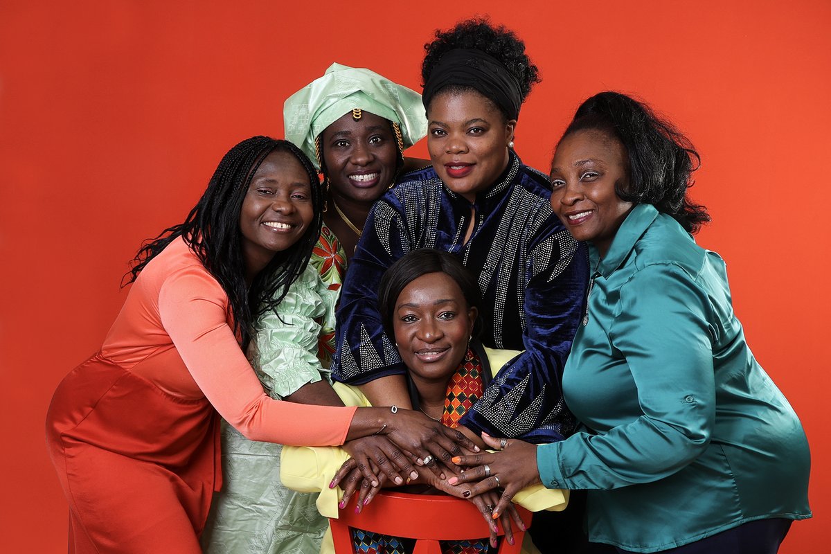 Comenzamos el año 2024  con nuevos proyectos y retos para el grupo de #FacilitadorasSocialesComunitarias💛

Muchas gracias a <a href="/IsabelWagemann/">Isabel Wagemann</a> por sus maravillosas fotos  

Con el apoyo del #MinisterioDeIgualdad
#mujerafricana
#asociaciónkaribu #ong #migración #África  #Madrid