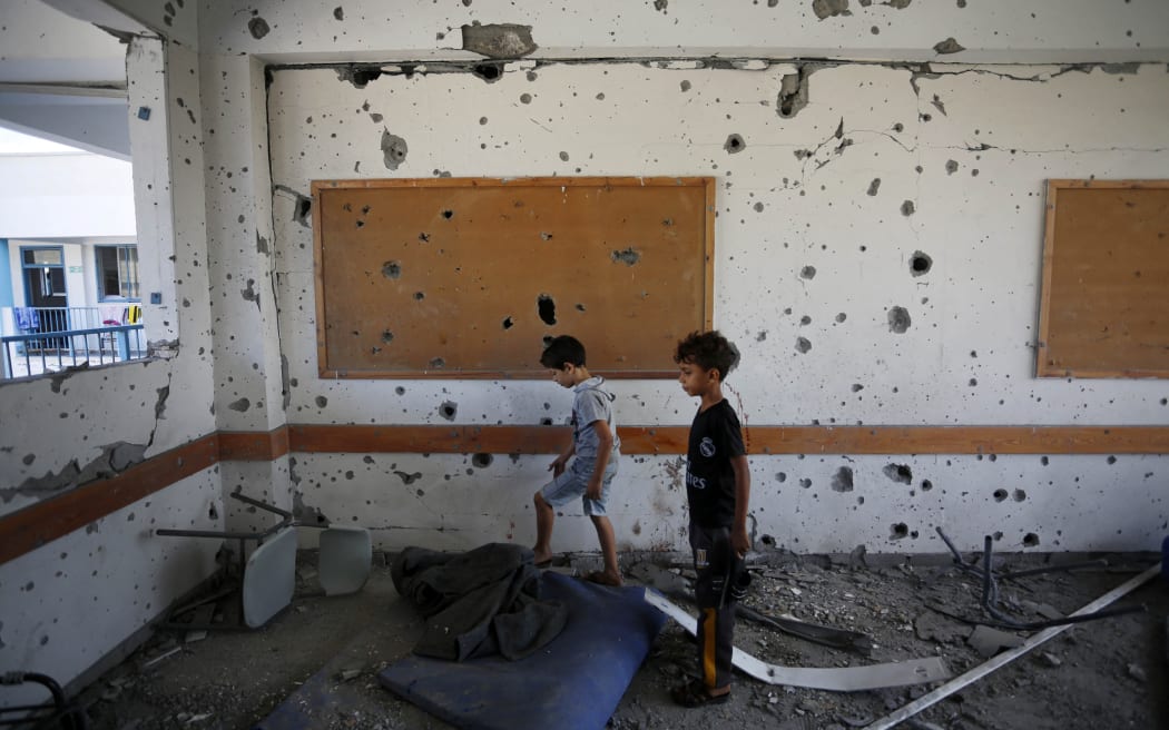 Israel killed more than 4,000 school students in Gaza since October 7, says report More: qudsnen.co/?p=42532
