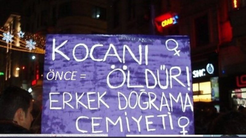 BirselLknur's tweet photo. 25yıl evli kalan Kadınlar için #emeklilik isteniyormuş.
Evli olup çalışan Kadınlara ödül yok mu?
5-10 gün evli kalıp 30 yıl #nafaka alan Erkekten #emekli olmuş Kadınlara da maaş bağlansa da #SüresizNafaka rezaleti bitse
Ya Eslerinin eski eslerine nafaka ödeyen Kadınlar!?🤔 https://t.co/GdeY0vEpnd