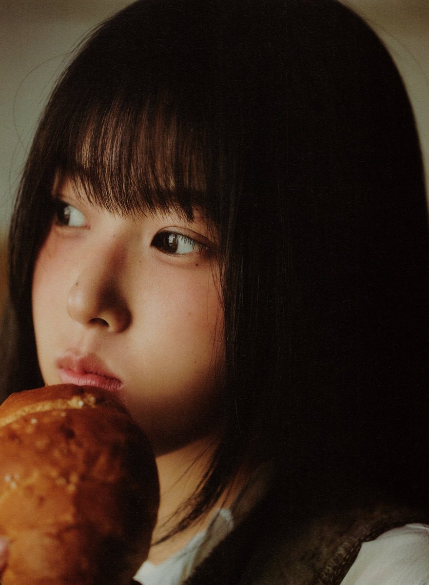 [SCAN] 2024 Season's Greetings Hyem's Candy #강혜원 

- PRINTED PHOTO
- PHOTO BOOK
- CALENDER 

drive.google.com/drive/folders/…