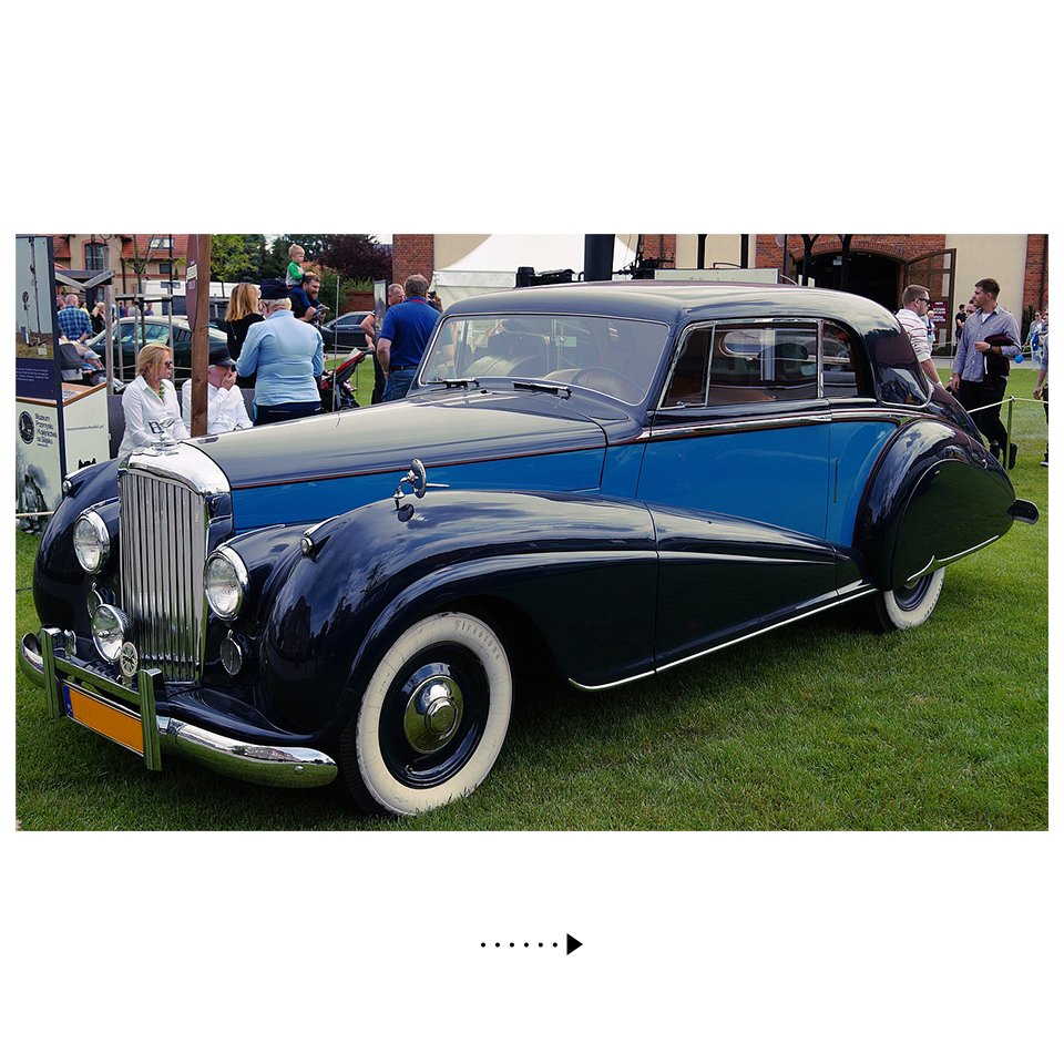 #ITVLovers
Como esta es una noche para soñar✨... ¿cuál de estos coches clásicos te gustaría que te trajesen los #ReyesMagos?🎁😄 
 
¿Rolls-Royce, Buick, Cadillac, Mercedes 190 SL?🤔💭🏎️
 
Te regalen lo que te regalen, ¡Feliz #NocheDeReyes!🐫👑
 
#Coches #CochesClásicos