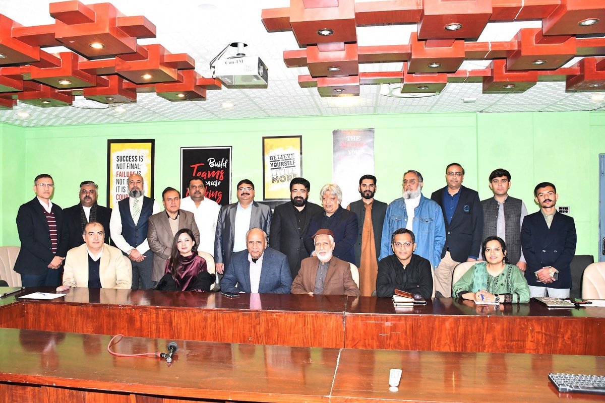 mubeen_ashraf7's tweet photo. Shared insights on fortifying #Pakistan's #cyber landscape at a roundtable on 1st January 2024. For a #CyberSecurePakistan by 2030, advocated the need to understand the nature of #cyberthreats & #hybridwarfare. Emphasized collaboration across stakeholders to minimize resistance. https://t.co/wu8swy9goV