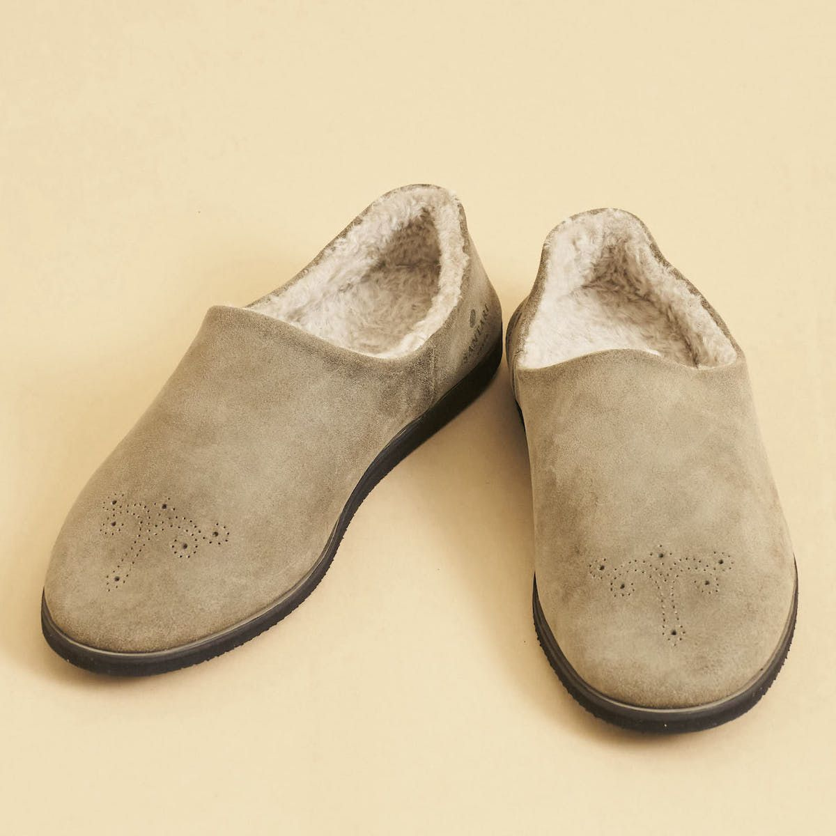 wwd_jp's tweet image. 【コラム】靴まみれの記者が2023年最後に買ったもの＆24年最初に唾を付けたもの
#SANTARI #WALSH
wwdjapan.com/articles/17168…