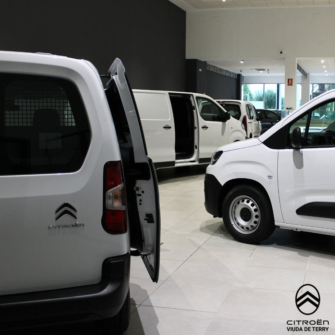¡Este año, los Reyes Magos innovan! Cambian el camello por una #CitroënBerlingo. Más espacio para regalos y comodidad real. 😉
#ViudadeTerry #Berlingo #Citroen #CitroenComercial #ReyesEnBerlingo 🚗👑🎁
