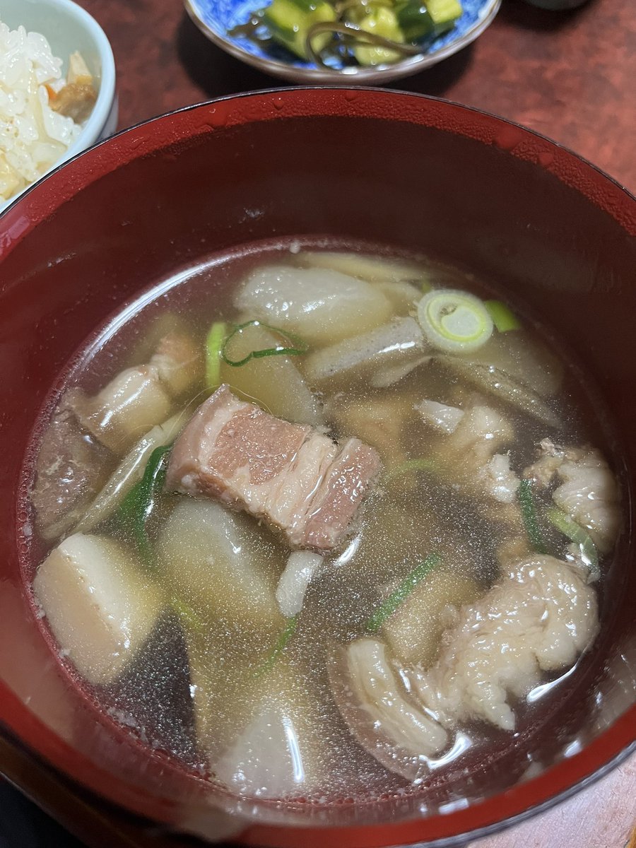 massan_macross's tweet photo. 猪鍋😋 https://t.co/Yqs2XZR7TS