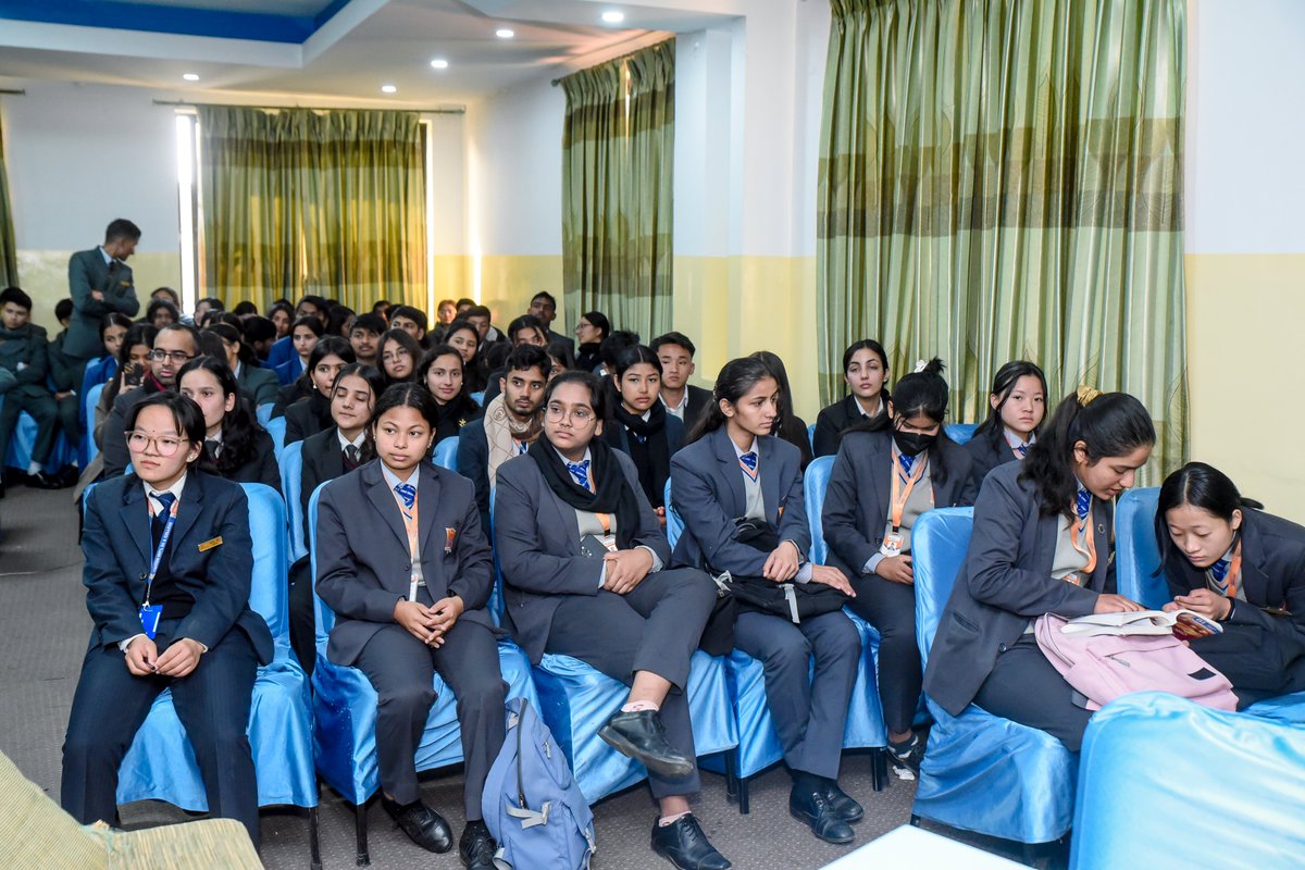 UniglobeSS's tweet photo. First-ever UNIGLOBE Law Lexicon Trivia 2023! Witnessed an incredible showdown of knowledge at the Inter-School Quiz Contest, where 16 teams from 12 schools battled it out. Kudos to the Orders Club for organizing this brainy extravaganza! https://t.co/bnqqp9w3Yt
