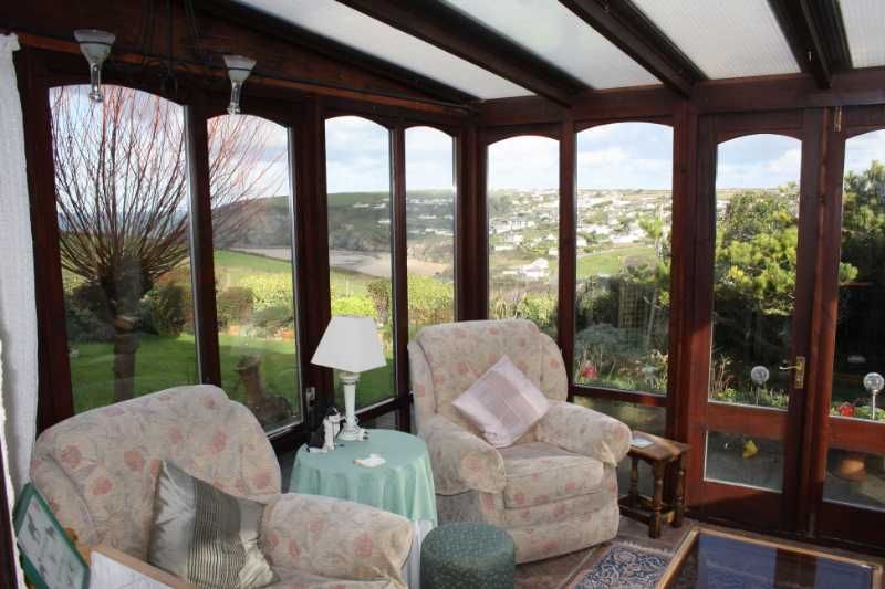 TheBBDirectory's tweet image. 🛌 Bre-Pen Farm welcomes you to a haven of wonderful B&amp;amp;B accommodation. Immerse yourself in the beauty of rural landscapes with the stunning beach of Mawgan Porth just a short journey away.
thebandbdirectory.co.uk/13226 
#BandB #WarmWelcome #WorkingFarm #Rural #Coast #MawganPorth