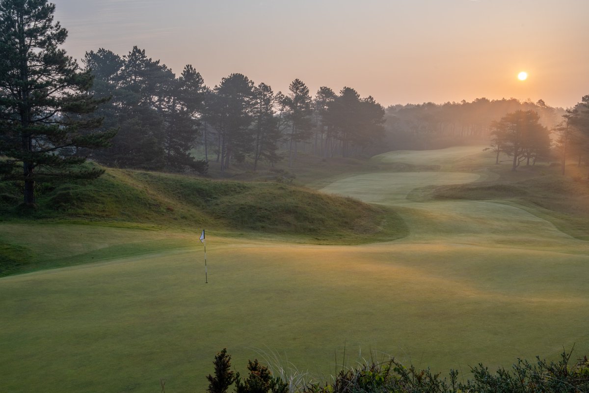 A new year, a new challenge! Maybe playing bucket list courses, maybe decreasing your handicap, golf gives you something to look forward to. 
Roll on Spring and the start of the season. #1884