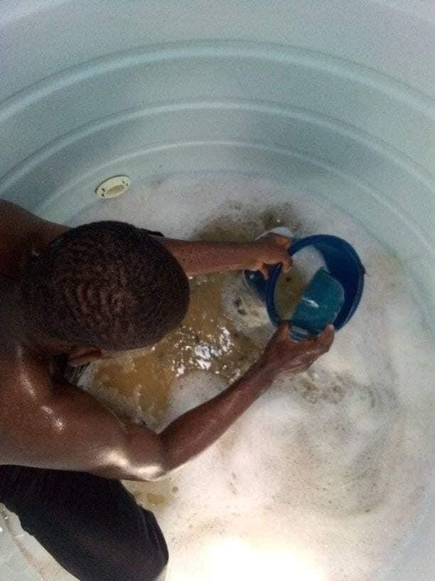peace_igho's tweet photo. When Last Did You Wash The GP Tank In Your House?? https://t.co/3gA3Vp74Vw