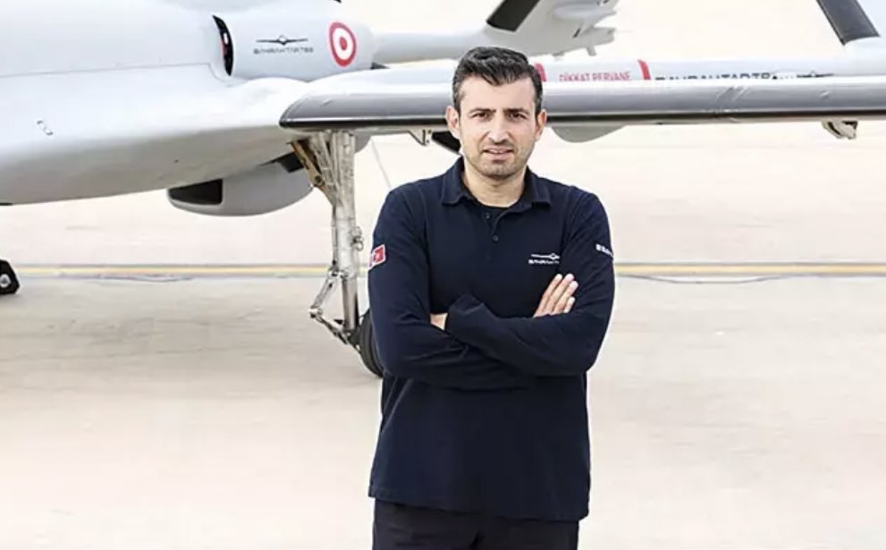 Bazı şeyleri çok çabuk unutuyoruz.

Türkiye Yıllara göre veri rekortmenleri 

1986 : Manukyan 🇦🇲
1987 :  Manukyan 🇦🇲
1990 : Manukyan 🇦🇲
1991 :  Manukyan 🇦🇲
1992 : Manukyan 🇦🇲
1993 : Manukyan 🇦🇲
1994 : Aydın Doğan 🇮🇱 
1995 : Aydın Doğan 🇮🇱
1996 : Aydın Doğan 🇮🇱
1998 : Aydın Doğan