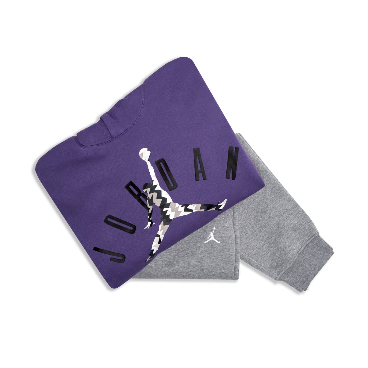 BasketCountry's tweet photo. SUDADERA JORDAN FLIGHT & PANTALÓN JORDAN ESSENTIALS
La nueva sudadera Jordan Flight MVP junto con el jogger Jordan Essentials harán que no pases desapercibido. Marca tendecia dentro y fuera de la cancha. 🟣✈️⛹
#Jordan #BasketCountry #JordanEssentials #JordanFlightMVP https://t.co/1hLJYKcGtb
