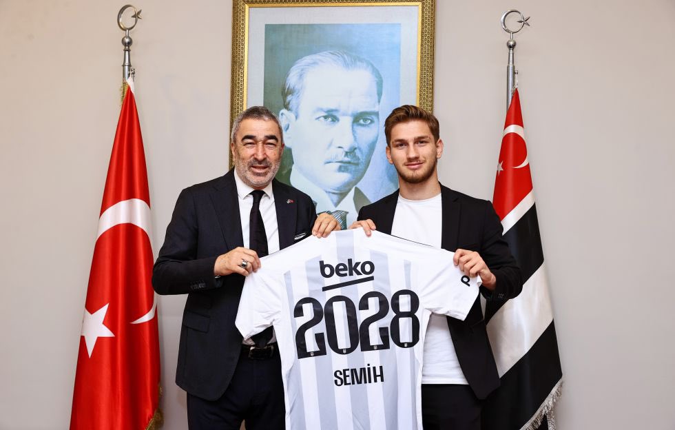 Beşiktaş, Semih Kılıçsoy ile 4 yıllık yeni sözleşme imzaladı.