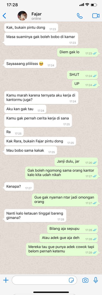 lunatrik's tweet photo. Suami Kecil Rahasia

Short fic

Perjodohan, brondong, office romance, secret marriage https://t.co/2Zyga5LE3l