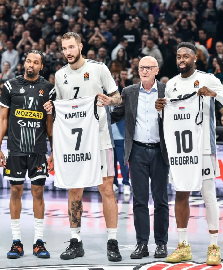 SnikpeGrobar's tweet photo. #PartizanKids https://t.co/SyD8X5sp50