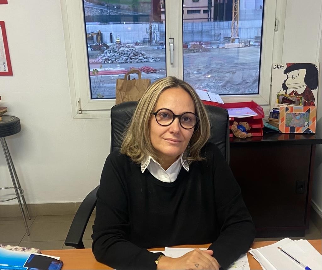 bondia's tweet photo. Coordinació dels ministeris, prioritat per a l’@AssoRisc @vila_cano #Joves #Andorra https://t.co/a1slbMRFoM https://t.co/8tFZPmkxIS