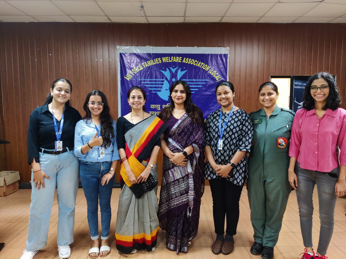 NGOWings2013's tweet photo. We have recently conducted a program to increase awareness about Menstrual Hygiene, Menstrual Waste, and Sustainable Menstruation among women at the Air Force Station Thane JNPT Sheva. We shared valuable insights on women's reproductive health, menstrual cycles, and hygiene. https://t.co/5t7sDz5Pu4