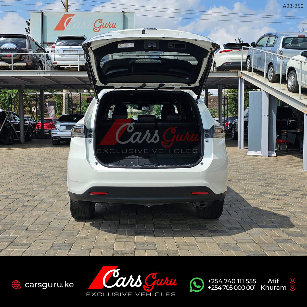 KhushiMotorsExp's tweet photo. 𝗧𝗼𝘆𝗼𝘁𝗮 𝗛𝗮𝗿𝗿𝗶𝗲𝗿 𝟮𝟬𝟭𝟲 #newarrivals 🔥

✔️Stock No: A23-250
✔️Body Type: SUV
✔️Make: Toyota
✔️Model: Harrier

📞Contact Our Sales Team:
📱Khurram: +254 705 000001
📱Atif: +254 740 111 555

#Toyota #Harrier #cars #auto #kenya #carsgurukenya #nairobi #usedcardealer https://t.co/FtGyvkCFGO