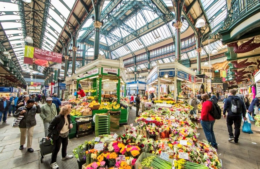 In 2023 we did more tours and showed more people around Kirkgate @LeedsMarkets then ever. Make it your resolution to book on a walking tour in '24. Next one on Saturday 13th January eventbrite.co.uk/e/kirkgate-mar…