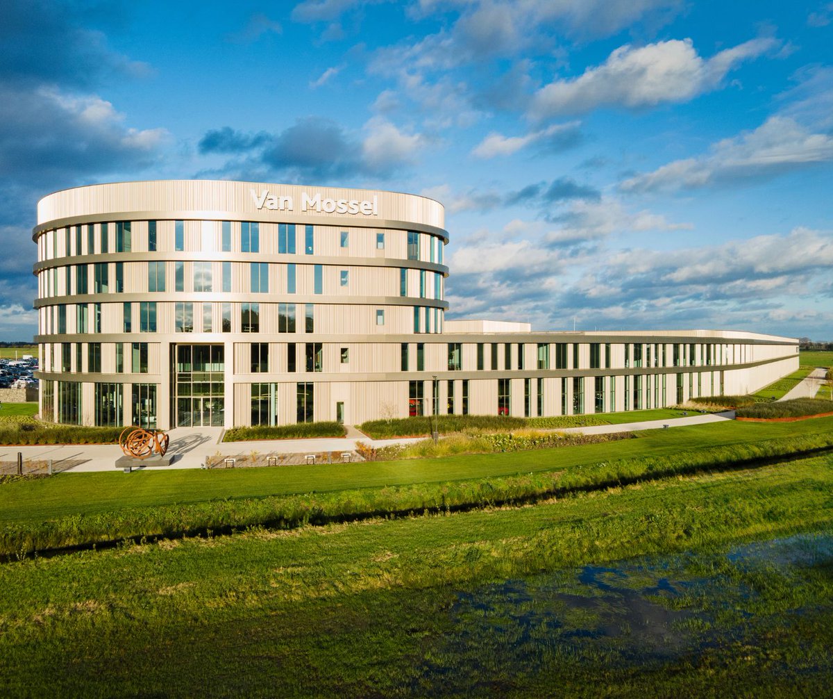 𝗩𝗮𝗻 𝗠𝗼𝘀𝘀𝗲𝗹 𝗻𝗲𝗲𝗺𝘁 𝗠𝗲𝗿𝗰𝗲𝗱𝗲𝘀-𝗕𝗲𝗻𝘇 𝗖𝗣𝗛 𝗶𝗻 𝗗𝗲𝗻𝗲𝗺𝗮𝗿𝗸𝗲𝗻 𝗼𝘃𝗲𝗿
Van Mossel Automotive Group is tot overeenstemming gekomen met Mercedes-Benz Denmark inzake de overname van de Mercedes-Benz activiteiten in en rondom de regio Kopenhagen.