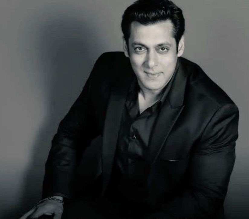 Salman Khan’s  Line Up!
> #TheBull 
> #BabbarSher 
> #TigerVsPathaan 

@BeingSalmanKhan #SalmanKhan