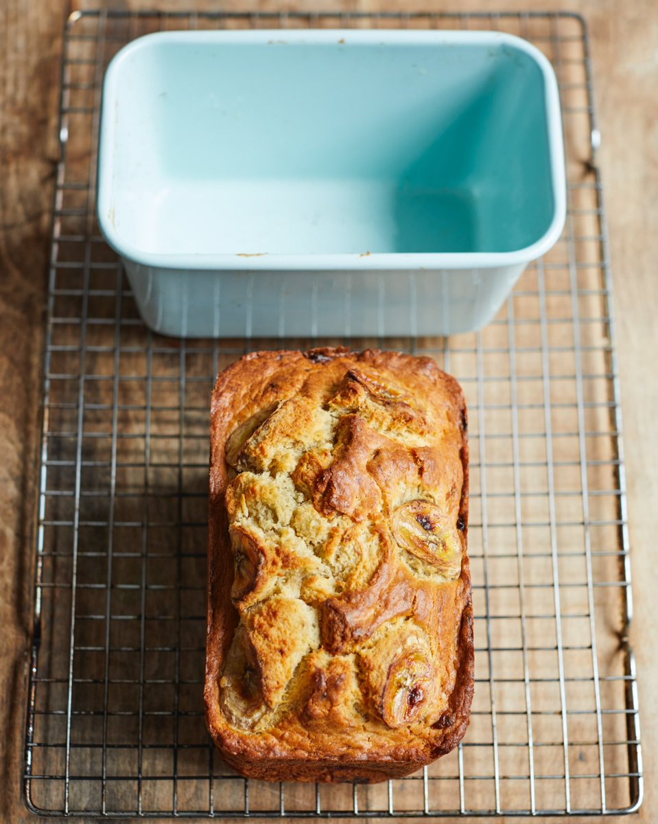 jamieoliver's tweet photo. We can't be the only ones who feel like January is about 80 days long?! So we've got a really handy 4-week meal planner to help you save money and waste less but still enjoy delicious food!! You can sign up for free right this way >> https://t.co/SnS5nHghAR #January #mealprep #BackToWork