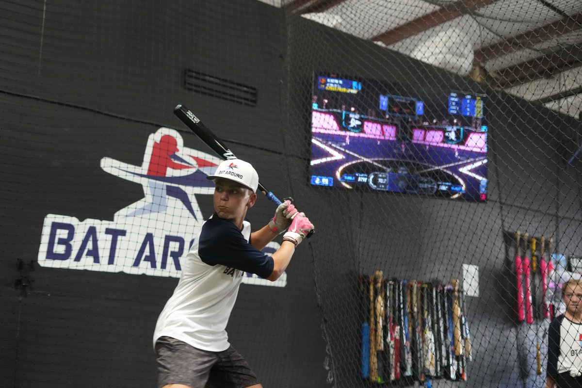 ClintHurdle13's tweet photo. 1/3/24
Heading to Dallas Thursday-Saturday. Hope to see you!

This week is the annual ABCA convention and I'll be posted up at booth 441 with Bat Around 💥 Come "swing" by to see how we've gamified baseball and created the ultimate batting cage experience ⚾ @letsbataround https://t.co/DDt6hSrLDs