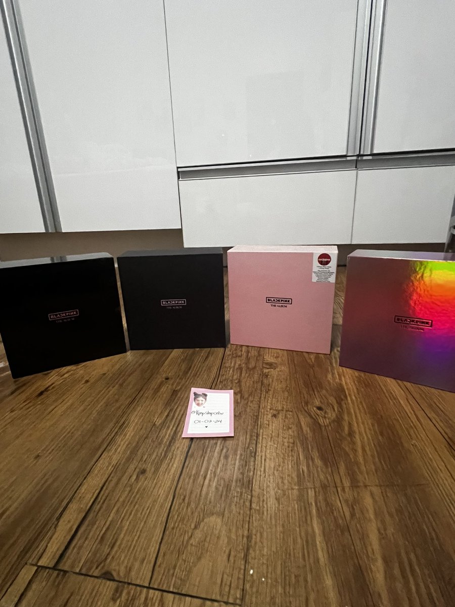 kpopstopcebu's tweet photo. wts lfb

blackpink UNSEALED albums 
•square up (both)
•kill this love (both)
•summer diary in seoul + kit
•welcoming collection 2020-2022
•the album (v1-v4)
•the show + cd + kit
•LIMITED EDITION 4+1 The Album Photobook https://t.co/ykyMW7CgnI