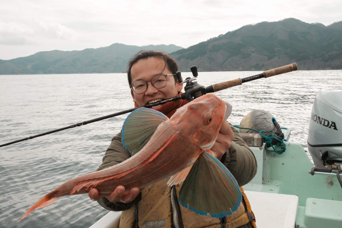 Oba_salmon's tweet photo. 幸先の良い釣り初め

日本記録サイズホウボウ https://t.co/RJxQkc0Njg