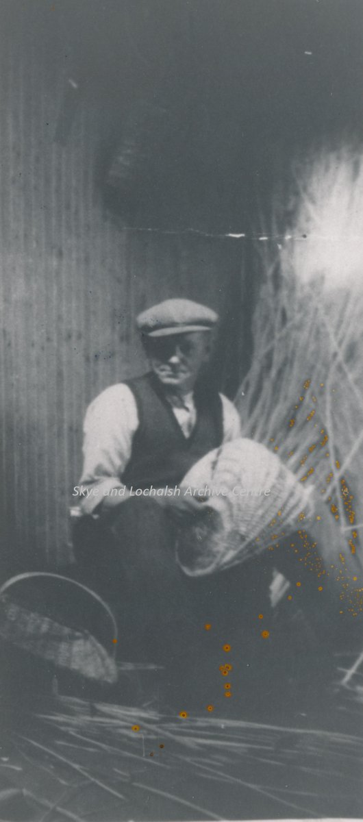 Bliadhna mhath ùr! Good morning from the team in Skye today and a Happy New Year to you all. This image is of John Macleod at Hungladder Basket Factory.
Factory started in 1912 by Dr Barber and then taken over by Highland Home Industries Limited until it closed in 1948.