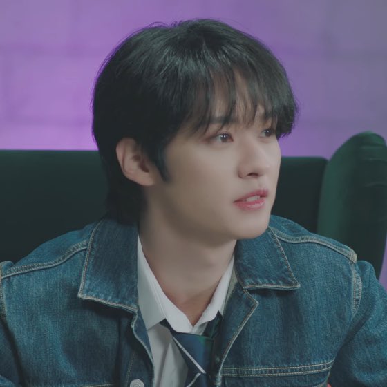 mc lee know today! 

#LEEKNOW #리노