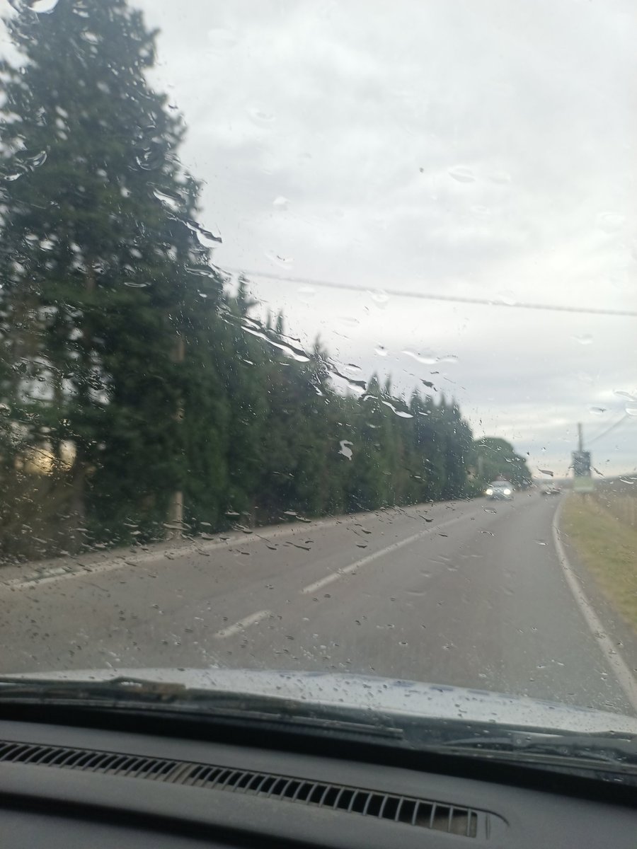 AdriaValenti's tweet photo. @aria_meteo A l'escala siii😄 https://t.co/qosZGQfumP