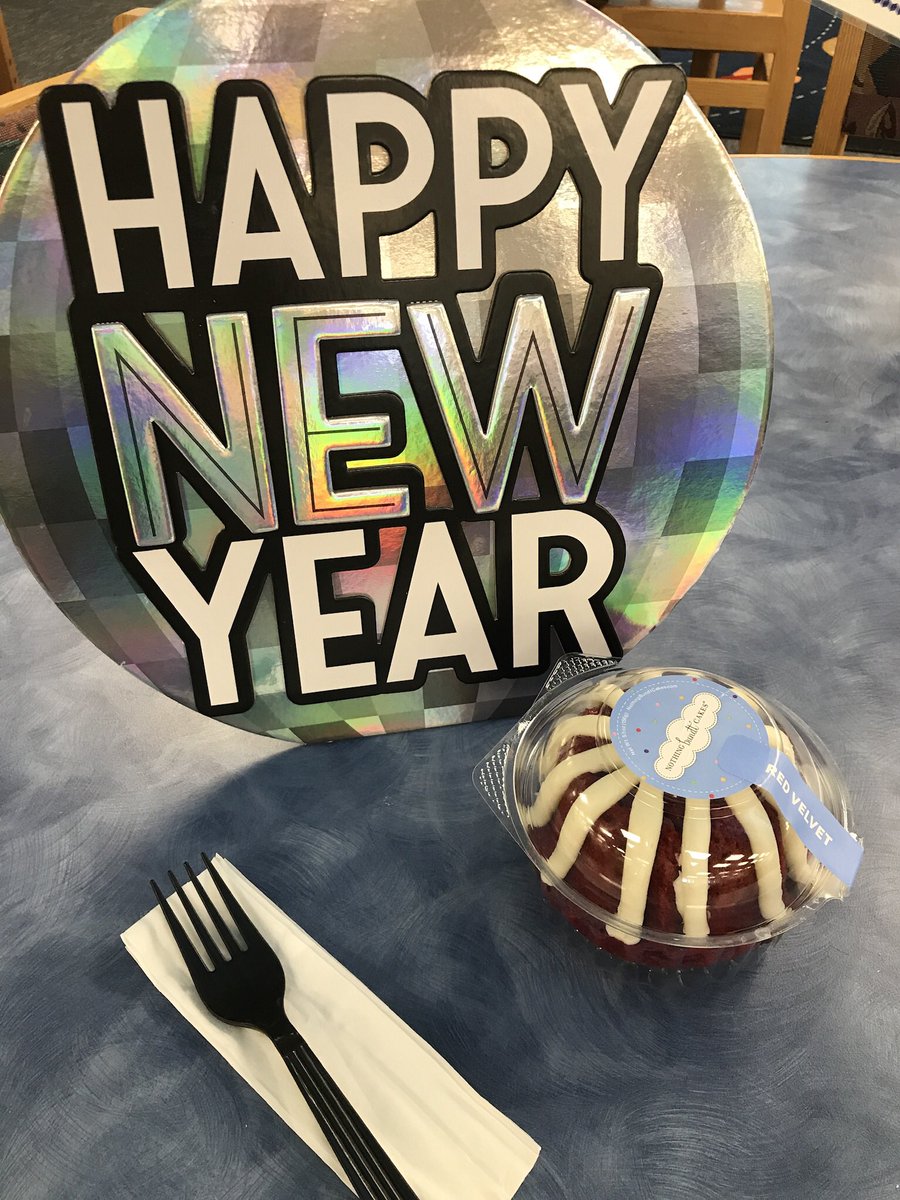 Great way to start our second half of the school year. Celebrating that we are a ‘B’ school with Bundt cakes. ❤️ 🦅 Thank you Dr. Miller <a href="/DeltonaLksElem/">Deltona Lakes Elem</a>
