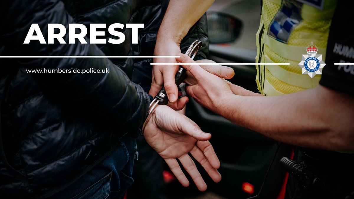 A man is currently in our custody after we received reports of a man trying car door handles on Clyde Street in Hull at around 1.15am this morning (Wednesday 3 January). Read more here: ow.ly/Sy8n50QnlwR