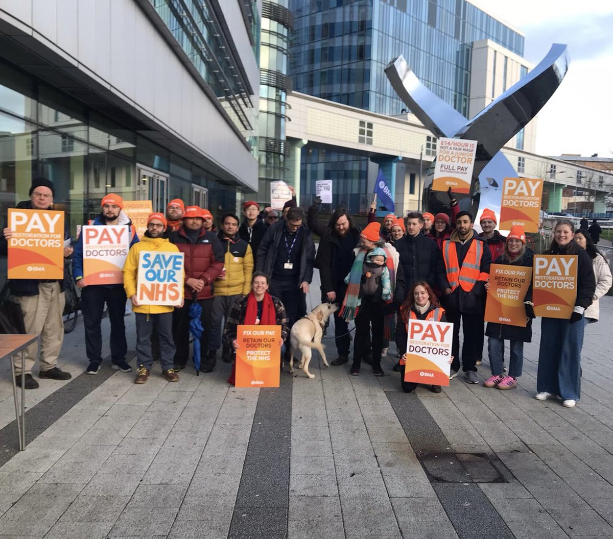 West Midlands doctors on the picket line again. We are highly qualified medical professionals that deserve to be paid appropriately for the work we do. Pay doctors to retain doctors. #DoctorsStrike #FullPayRestoration