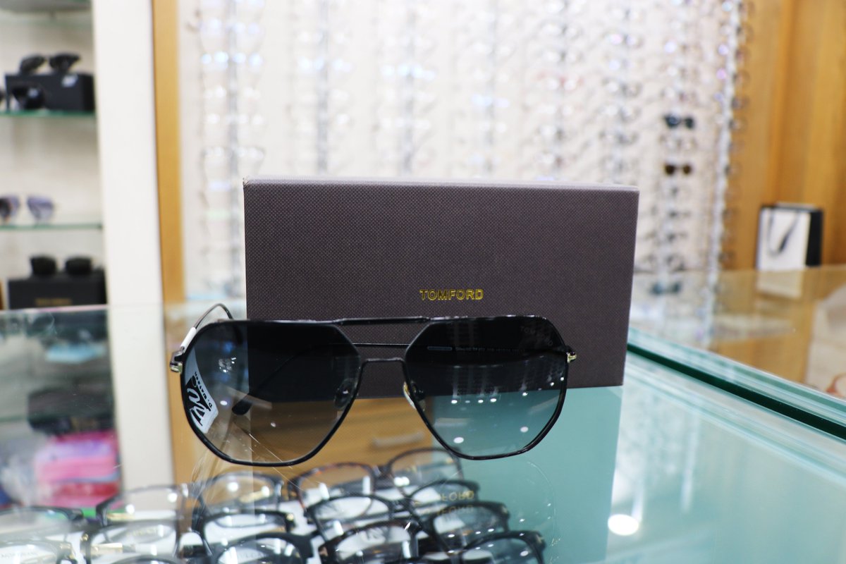 Safa_Mall's tweet image. #eyefashion #eyewearfashion #seeinstyle #highqualityglasses