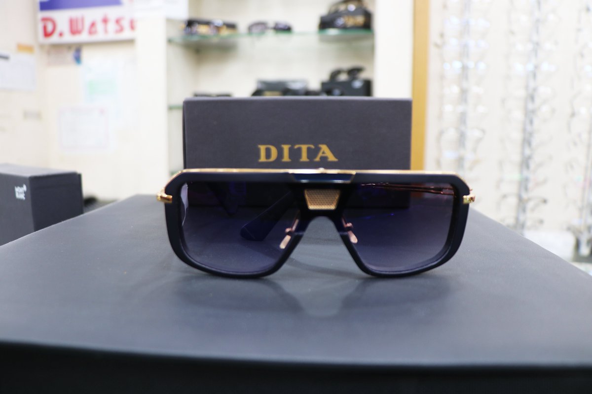 Safa_Mall's tweet image. #eyefashion #eyewearfashion #seeinstyle #highqualityglasses