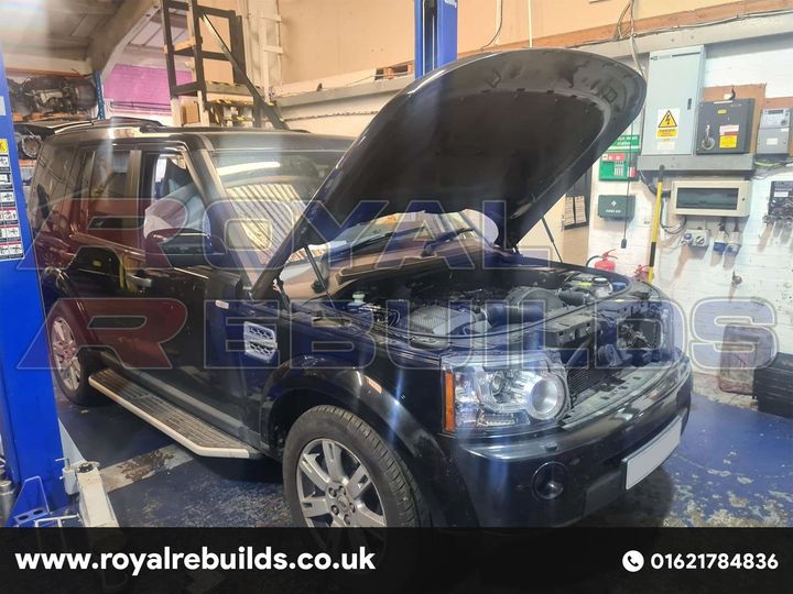 RoyalRebuilds's tweet photo. LR Discovery 4 TDV6 both in for Engine Rebuilds.
Contact us at: 01621784836.
Learn More: https://t.co/B1Zp89HUK1
#JLR #LandRover #RangeRover #LandRoverDiscovery4 #EngineReplacement #EngineReconditioning #EngineRebuild #RoyalRebuilds https://t.co/fSci2ooxRt