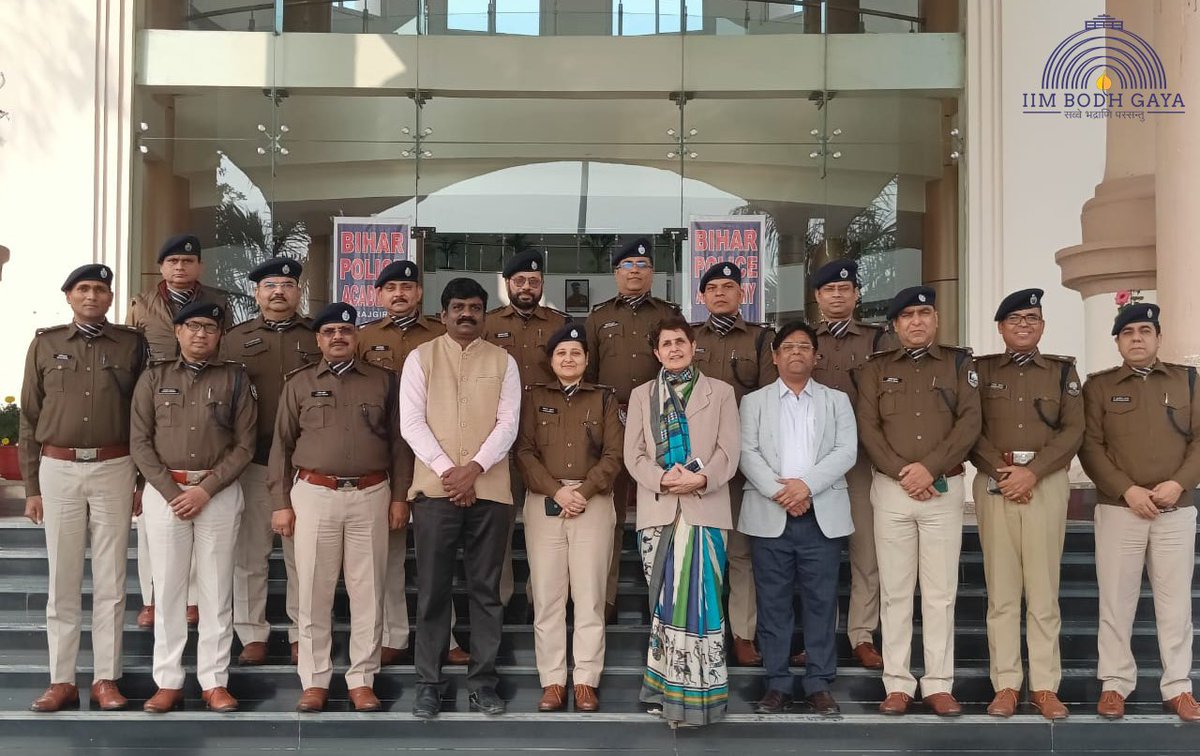 IIMBodhGaya's tweet photo. Proud collaboration alert! IIM Bodh Gaya partnered with Bihar Police Academy for a transformative three-day training on 'Leadership and General Management' for Senior BPS officers. This initiative will contribute to enhancing departmental efficiency!

#iimbg #iim #bihar #police https://t.co/HKCifFUIvS