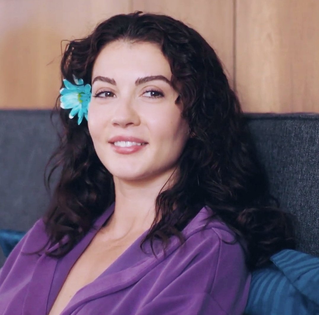 SukruOzyildizKS's tweet photo. Sizi çok özledim 💜🤍

#ŞükrüÖzyıldız #BurcuÖzberk https://t.co/HlPmHoCqOR