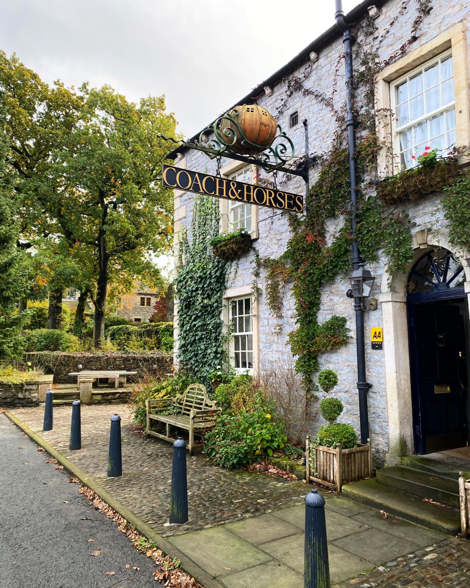 CoachHorsesRV's tweet photo. Throughout January we are running an incredible Midweek Tasting Package - book any one of our seven rooms midweek and enjoy a six course tasting menu and an award winning breakfast for the grand total of £150 per room 🙌 https://t.co/Q6ECtOaHLS