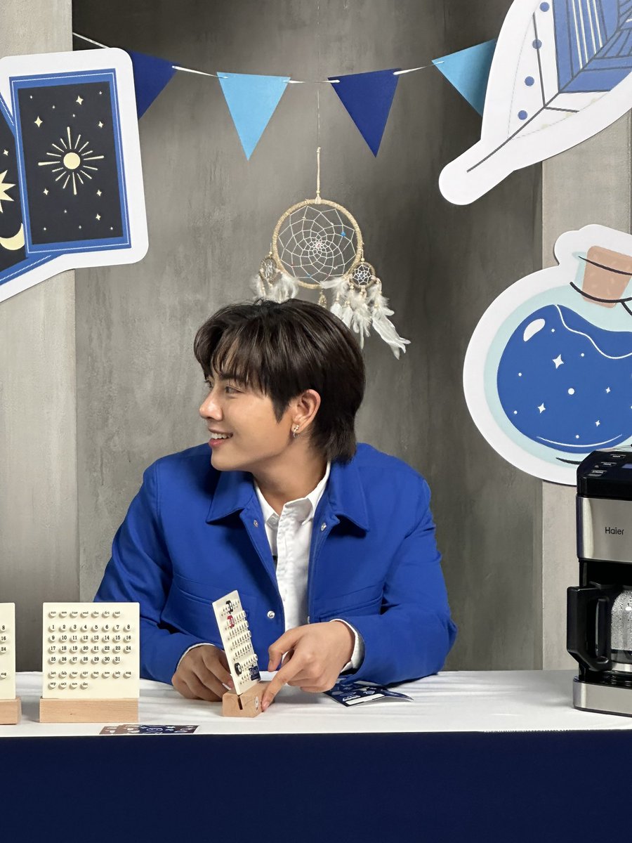 ThailandHaier's tweet photo. คือมิกซ์สนุกจริงๆ สนุกติดอันดับแต่ไม่ทิ้ง concept เลยเก่งมาก55555555 😂💖 #HaierxMixxiw https://t.co/FjypxwuKoV