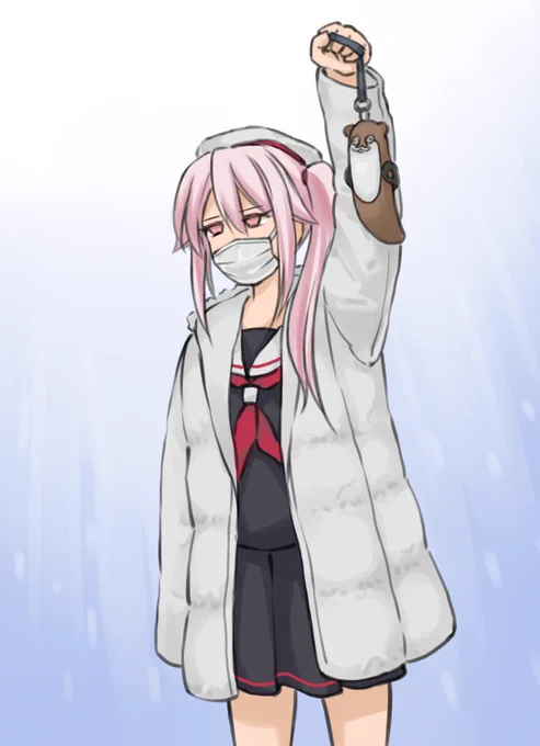 そういえば今日は新春Liveだったか。それでTLに遊撃隊やボクカワが…。寒い時期の遊撃隊はダウンを羽織ってますけど、あれ何だか好きです。制服は見えにくくなるんですがいいなと思います。画像はそんなときの春雨ちゃん。 