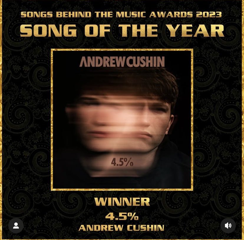 NOT ONE… BUT TWO 🙌 Thank you all for voting! we won solo artist and song of the year!! Greatly appreciated x