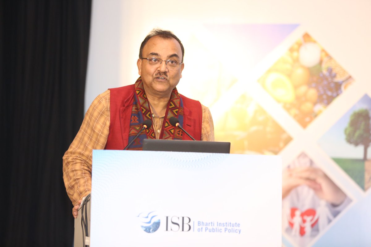BIPP_ISB's tweet image. #PublicPolicyDialogues 
Speaking at the inaugural plenary on ‘Human Development Perspectives from India’, #AmarjeetSinha (IAS Retd), Member, #PESB underscored the importance of dialogues in understanding &amp;amp; crafting credible public systems. Read more: tinyurl.com/mrywf7zy.