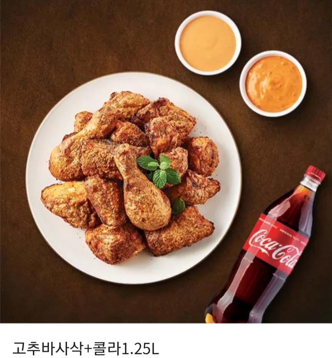 bomtoon.com/detail/tt_roma…
비엘 단편 개털로맨스가 봄툰에서 오픈했습니다. 알티추첨해서 치킨 드려요. 가벼운 로코 19금입니다. 잘 부탁드려요~!