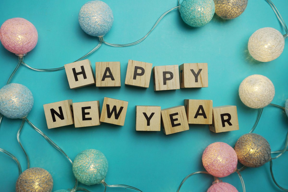 If you’re sitting at your desk grappling with the notorious "January blues” fear not! Our latest blog looks at 8 ways to beat the blues and make 2024 your happy new year. #workplacewellbeing #pr #corpcomms
the-works.co.uk/newsrooms/beat…